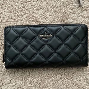 Kate Spade Wallet - like new!!